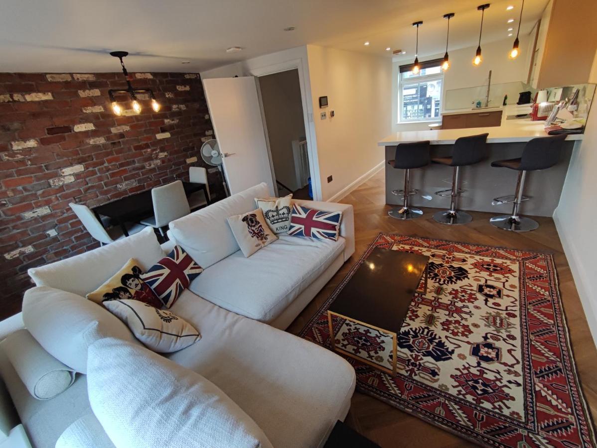Modern 2 Bedroom Flat With Private Outdoor Terrace ลอนดอน ภายนอก รูปภาพ